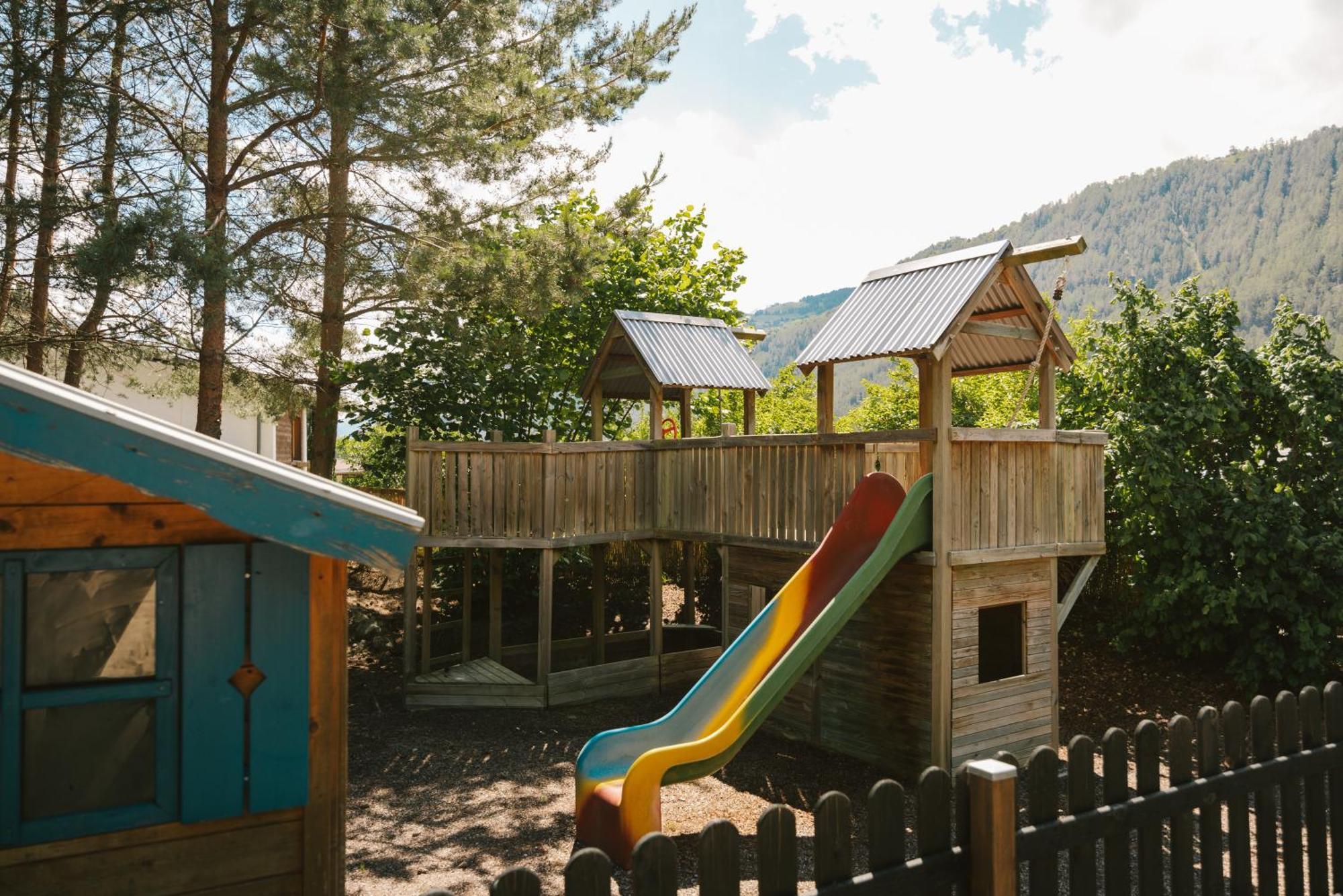Neueroeffnung Miaflor Familien- & Aktivresort Ried im Oberinntal Exterior photo